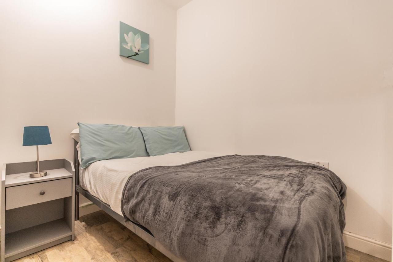 Cosy Modern Apartment, Grand Victorian Building, 5 Mins To Coventry City Centre Exterior photo